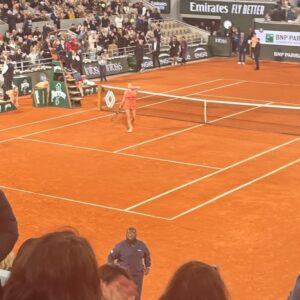 Juliette Tresanini Instagram - “La victoire appartient au plus opiniâtre “ Merci @rolandgarros et @beinsports_fr , vous avez fait deux heureux #gozverev