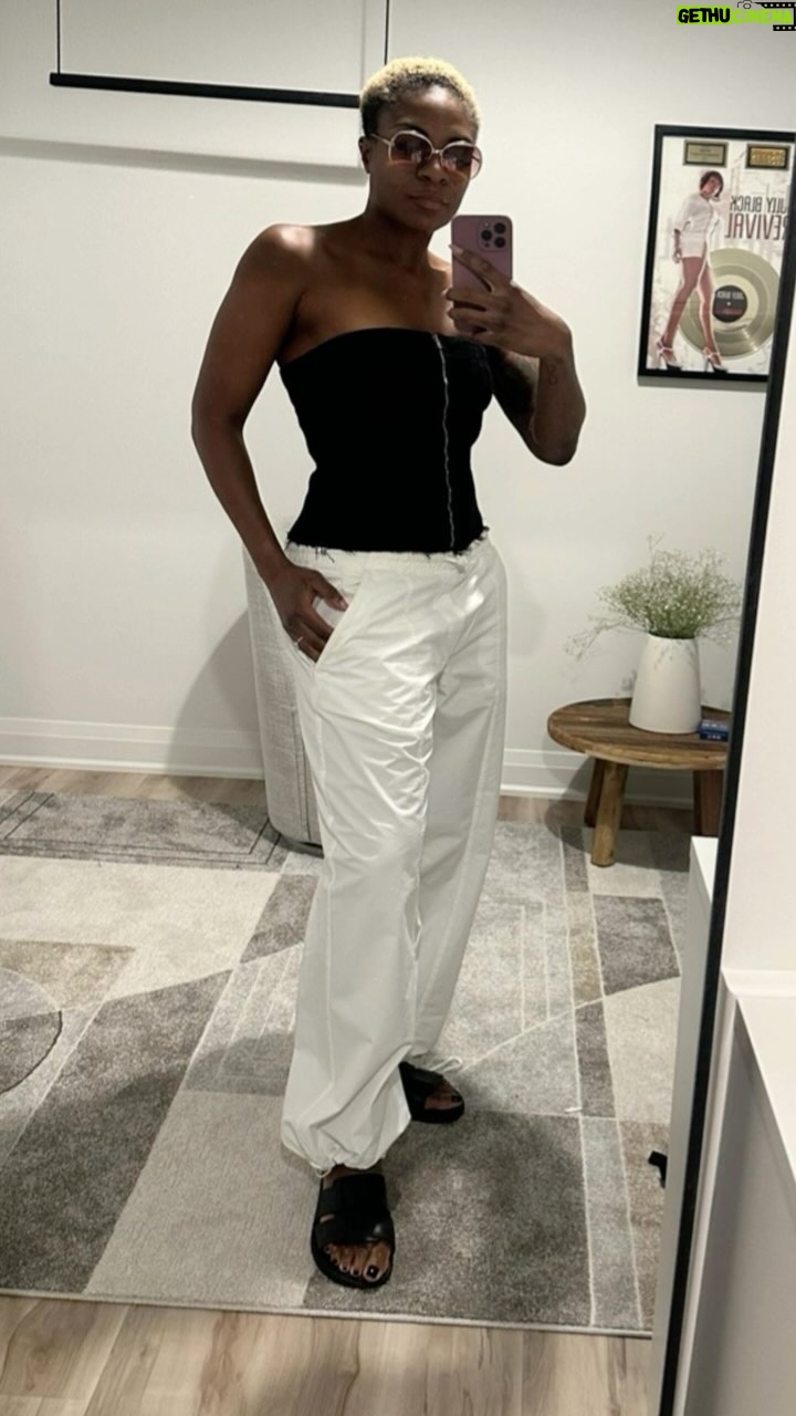 Jully Black Instagram - Vacation mode but fashion game still strong! Ready for all that Jamaica has to offer! π΄π―π² Looks by @chant3lllllllll3 #Travel #Jamaica #JamaicaCarnival #JullyBlack #Fashion @visitjamaica @carnivalinjamaica