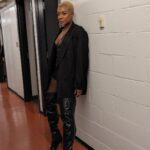 Jully Black Instagram - Who’s ready to KICK off the weekend?!? 💄 @debraguthriestudio 👗 @chant3lllllllll3 #JullyBlack #HarbourFront #Weekend HighKick