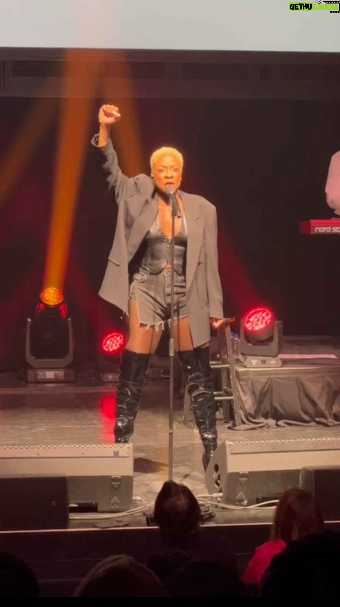 Jully Black Instagram - A throwback to last month where we celebrated the power to start anew and embrace the freedom of our own narratives at the @harbourfrontcentre with Bob Marley’s ‘Redemption Song’ Music speaks to the resilience within us all 🎶❤️ 💄 @debraguthriestudio 👗 @chant3lllllllll3 #JullyBlack #BeThatGirl #RedemptionSong #NewBeginnings #ThrowbackThursday #HarbourfrontCentre