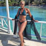 Jully Black Instagram - Dancing with the waves and striking poses – a carefree day in the water turned into a picture-perfect memory! 🌊☀️ #JullyBlack #BeThatGirl #IslandVibes #Jamaica @redtag.ca @visitjamaica