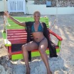 Jully Black Instagram - Beach bliss and relaxation mode activated. Ready to bring the island vibes to the stage tonight! 🏖️🎤 #JullyBlack #BeThatGirl #IslandVibes #BeachDay #Jamaica @redtag.ca @visitjamaica