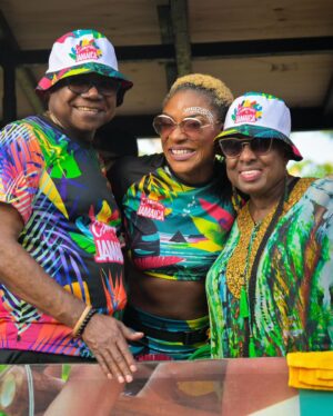 Jully Black Instagram - Another unforgettable carnival in Jamaica! Second year in a row, and the vibes just keep getting better. The dancing, the laughing… loved every minute of it! 🇯🇲

📸 @tusonphotography 

#JamaicaCarnival #GoodTimes #Gratitude #JullyBlack #JamaicaCarnival #VisitJamaica 

@visitjamaica @carnivalinjamaica