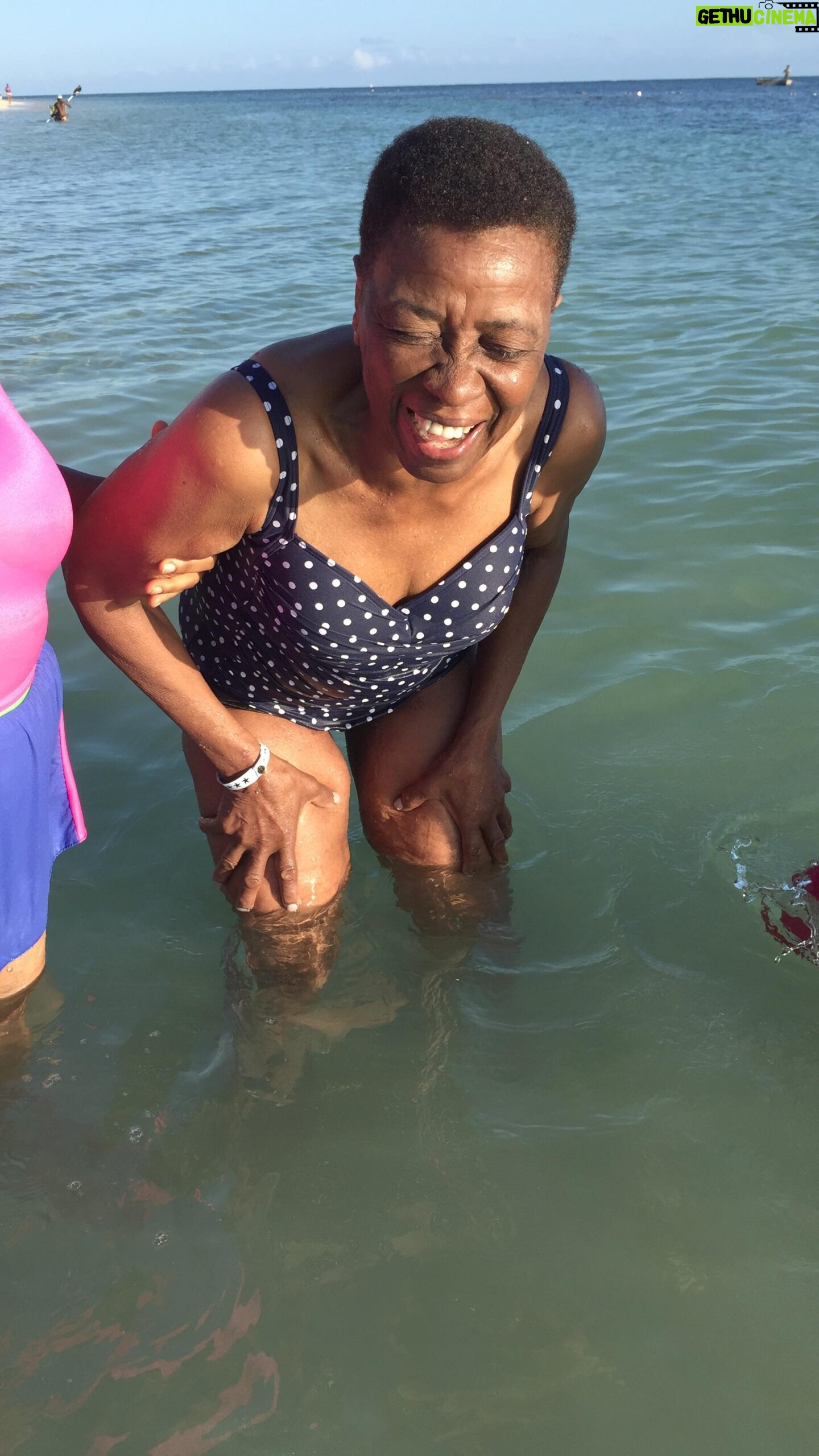 Jully Black Instagram - Happy 88th heavenly birthday Mommy. We did so many amazing things together in the 40 years I had you here in the land of the living. I have so much content of you. I’m talking at least 10 years worth because I always wanted generations to come to know who you were and how you moved through this world. Today could share so many amazing experiences of us travelling to exotic places , you coming to awards with me, You being featured in my music video, us celebrating the accolades I was able to accomplish thanks to your love and support and so much more. But really, nothing beats watching you experience something simple and new that cost very little like a cup of @starbucks @starbuckscanada coffee. I remember this day like it was yesterday, we went to your doctors appointment and you wanted to stop for your usual Tim Hortons coffee. On this day I wanted you to experience something new. Not better, just new. The best part of this capture is how you still BOSSED me up and told me to open the car door 😂 #AlwaysYourChild no matter the age or stage! God gave you 81 years and in faith I’ll have the same at a minimum. I miss you more than words can explain. As you Lived after some of the most catastrophic experiences a human can experience, You taught me to live, love and forgive to open the gateway to fred. I didn’t know your parents but what I do know you did not “let grief pin me down before you decided to get up.” …And I didn’t either. I promise to continue to turn the grief of losing you and Sharon into greatness. Love, Baby G.