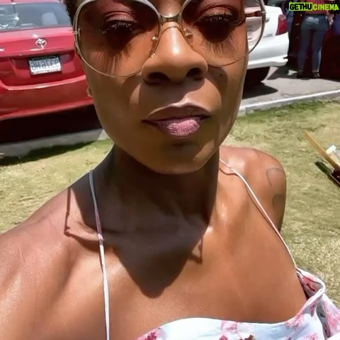 Jully Black - 2.5K Likes - Stepping into Bob Marley's world at his museum in Kingston was truly uplifting! 🇯🇲 From his soul-stirring melodies to the cherished memories preserved within those walls. Blessed to be immersed in the legacy of a musical legend. Feeling grateful for the chance to connect with Jamaica's rich cultural heritage. #BobMarleyMuseum #JamaicanRoots #JullyBlack
@visitjamaica @carnivalinjamaica @devonhouse.iscream
