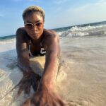 Jully Black Instagram - This ain’t Texas… it’s Jamaica! Wishing I was back there… it’s cold and rainy here in Toronto today 😭 Missing that sunshine life! ☀️ 📍Maiden Cay Island, 🇯🇲 #SecludedIsland #YachtParty #Jamaica #ThisAintTexas #Sunshine #JullyBlack #VisitJamaica @visitjamaica @carnivalinjamaica