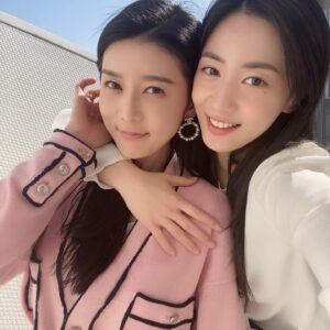 Jung Woo-yeon Instagram - #핑크공주님 .