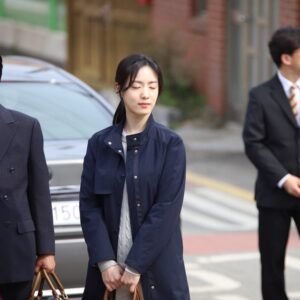 Jung Woo-yeon Instagram - #밥이되어라 #김영신