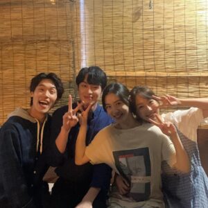 Jung Woo-yeon Instagram - #내친구들 사랑해
