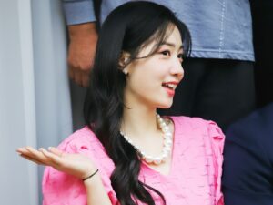 Jung Woo-yeon Instagram - 구월숙 잘가라💕 ENA<오!영심이>