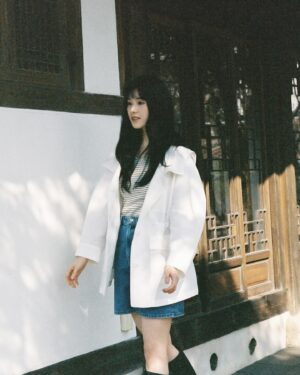Jung Eun-chae Instagram - 🍋🌿🙂‍↔️