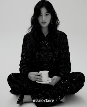 Jung Eun-chae Instagram - Marie Claire , March 2023 ⠀⠀⠀
 
🖤🤍🖤🤍🖤🤍🖤🤍🖤⠀⠀⠀⠀⠀⠀⠀⠀⠀⠀⠀⠀⠀⠀⠀⠀ 
@gowontae @wonderbird80 @shonhyejin @ansunghee7777 @bxoxozi