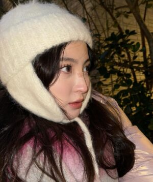 Jung Hye-sung Instagram - 아크네 목도리의 막바지 ❣️
쌩 아이폰 사진 좋아✨..