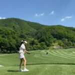 Jung Hye-sung Instagram - @malbongolf.kr 말본 신상옷입고 좋은사람들과 즐거운 라운딩 🩵 옷과 골프를 좋아하는 나에게 최고의 선물 🎁 라베도 하고 보기14개 상도 받고 ❣️ 여자보다 예쁜(?) 남자들 셋이랑🥊 @youngmi_0909 영미언니감사합니다