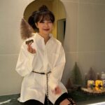Jung Hye-sung Instagram - 크리스마스가 다가와요 다들 넘어지지않게(?) 조심😉🎶