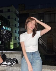 Jung In-sun Instagram - mz의 플래쉬 공격에 빙글빙글 돌아가는 i의 하루📸