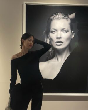 Jung Yi-seo Instagram - 케이트 모스랑 커플룩이었지 뭐야