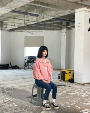 Jung Yi-seo Instagram - 안녕 나 여옥이.
살인자ㅇ난감 지금 바로 넷플릭스에서 🪓🩸