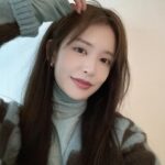 Jung Yoo-jin Instagram – 모두 감기 조심하시고😷 건강 잘 챙기시는 한 해가 되길 바라요! 아프지 마세요🫶