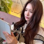 Jung Yoo-jin Instagram – 졸려🥱💕 행복한 일요일😘