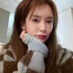 Jung Yoo-jin Instagram - 모두 감기 조심하시고😷 건강 잘 챙기시는 한 해가 되길 바라요! 아프지 마세요🫶
