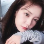 Jung Yoo-jin Instagram - 모두 감기 조심하시고😷 건강 잘 챙기시는 한 해가 되길 바라요! 아프지 마세요🫶