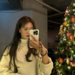Jung Yoo-jin Instagram - ☺️💕