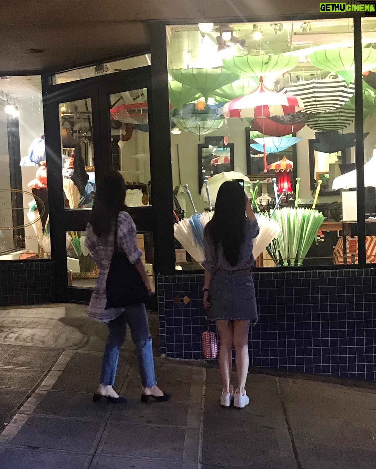 Jung Yu-mi - 26.7K Likes -