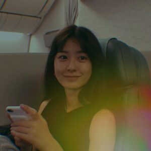 Jung Yu-mi Instagram - 내 사진 잘 찍어주는 미림선배☝🏻✌🏻🦭