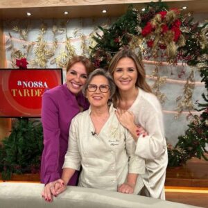 Justa Nobre Instagram - Quem viu ontem o @anossatarde.rtp? Tive o prazer de estar ao lado das maravilhosas @taniaribas e @silviaalberto.oficial e partilhei com todos uma receita especial de Peru Recheado, perfeita para este Natal, e uns deliciosos Brigadeiros de Coco e Cenoura. Foi uma tarde muito bem passada! 😍
⠀⠀⠀⠀⠀⠀⠀⠀⠀⠀
#chefJustaNobre #JustaNobre #chef #cheflife #foodlovers #foodie #foodadventures #conceptfood #lisbon #lisbonchef #dicadajusta