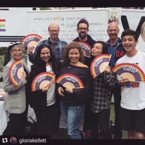 Justina Machado Instagram - Happy Pride!!!! 🌈 and happy Wednesday mi Gente❤️🧡💛💙💜