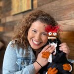 Justina Machado Instagram - Childhood dream . I love the @themuppets ♥️♥️ #MuppetsHauntedMansion Oct. 8 @disneyplus Happy Thursday mi Gente