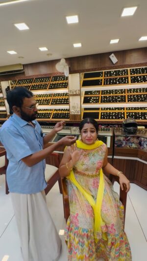 Jyothi Krishna Instagram - Nose piercings 😫 

@rajagold_1950