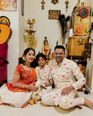 Jyothi Krishna Instagram - 🕉️🧿 

#happyvishu #vishucelebration #tamilnewyear #vishuindubai #jyothikrisha #keralagodsowncountry #kerala #keralafestival #traditional #india #indiafestival #dubailife #lifeindubai #tamil #tamilactress #malayalam #lifeofjosutty #actress #indiancinema