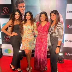 Jyoti Gauba Instagram - About last night Main Ladega screening. It’s a great movie🍿 congratulations to entire team👏🏼❤️