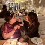 Jyotica Tangri Instagram - This is how my bday 2024 went😍 Jyotica took me to Mumbai's one of the best restaurants @bastianmumbai located at the top floor (48th floor) of the building the breathtaking views, the extravagant food and the incredible interiors just made my day, tried my first pull me up cake and trust me it was so tasty, nutty and crunchy ki main usmein kho hi gayi😅, I am a vegetarian and I ordered some amazing veg dishes and guess what they were not only tasty but healthy as well😋 aur kya chahiye batao, I tried their Broccoli Robata and the mushroom croquette was to die for 🤌🏻, the passionfruit and pineapple mocktail was super refreshing 🫶🏻 Thankyou @jyoticatangri beta for spoiling me😜 Thankyou all for your lovely birthday wishes😇 #Neelamvlogs #NeelamBlogs #BastianAtTheTop #foodreview #culinaria #restaurant #mumbaifoodie #mumbai #yumm #birthday #birthdaydinner #jyoticatangri #jt