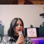 Jyotica Tangri Instagram - Mitthri lori😇 A late dedication on mother's day Song- Ae chan tera humdardi Film- Bajre da sitta Singer- Jyotica Tangri Music- @jaidevkumar_jd Lyrics- @harmanranitatt A song which I'm most proud of, singing an acapella song after being shot, matching every breath, every chuckle, every tear was challenging but I loved taking the challenge🫶🏻 so happy to have sung such a beautiful lullaby❤️ @taniazworld you look angelic 😇