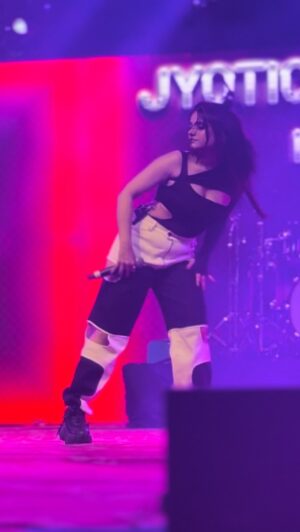 Jyotica Tangri Instagram - #JTlive is a non-stop 2 hours set 🪩 full of dhamaal 🔥witness the madness in our next show or book us for your next event, contact details in bio 🖤
•
•
•

#Jt #jyoticatangri #liveperformance #liveshows #concerts