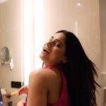 Jyotica Tangri Instagram - Karo tag 🧚🏻‍♀️ #pariyan di rani nu 😹 Song- Gallan Kardi Film- Jawani Janeman singers- @jazzyb @jyoticatangri Rap- @mumzystranger Performed live at #Jtlive concert #JawaniJaneman #gallanKardi #jyoticatangri #jtmsusic #jyoticasongs #jtliveshow #jyoticatangrilive #dancer #bts #liveperformer