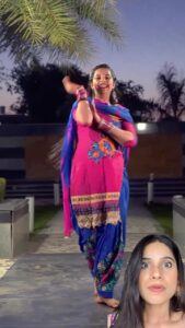 Jyotica Tangri Instagram - Oye hoye energy!! ⚡️ chha gayi kudiye🧡 In frame @dilsanghera777 #Hayebooh #trendingreels #JyoticaTangri #jattnuchudailtakri #remix