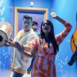 Jyotica Tangri Instagram - That 'thankyou' in the middle of the video depicts how I don't know how to be cool on getting a compliment 😅 Sharm aa jati hai! This is a self generated video by my phone, found it to be extremely cute, so posting it here❤️ great job phone 📱 These clippings are from my recent radio visit at @106.2bigfm #Dubai #Jt #jyoticatangri #radiovisit #Bigfm