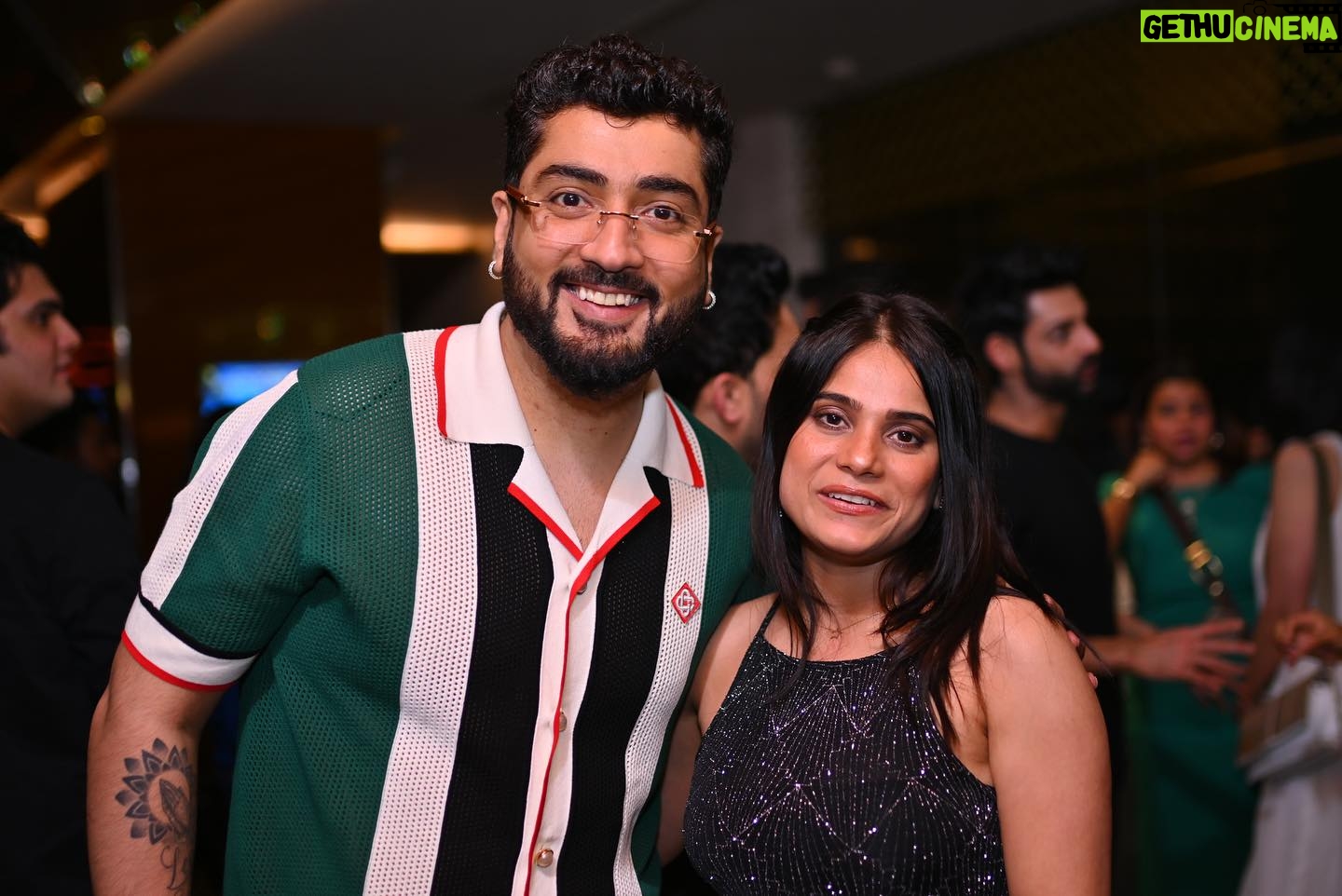 Jyotica Tangri Instagram - Some happy snaps from last night #JattNuchudailTakri ‘s special screening, it was so grand, sachhi Mumbai ch Punjab da swad aagaya ❤️