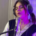 Jyotica Tangri Instagram - Satt janmaa da vaada nai, ae janam taan sajna naam tere 😇 #Jinnesaah #jyoticatangri #jtmusic #Ninja #ChannaMereya #PayalRajput