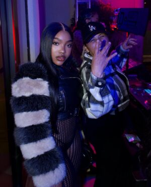 KaMillion Instagram - 🖕🏾the girls
Shot by @chevy.raw