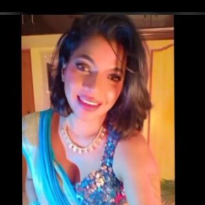 Kaajal Pasupathi Instagram - Me As A Protective Partner 😌🥳 see more...
.
 hmmkmm... Eppidi varuvan paaru😁🤣😅😑🚶‍♀️🚶‍♀️🚶‍♀️