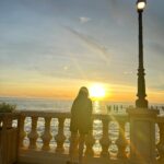 Kabby Hui Instagram – the sun kisses the ocean 🌊🌅
