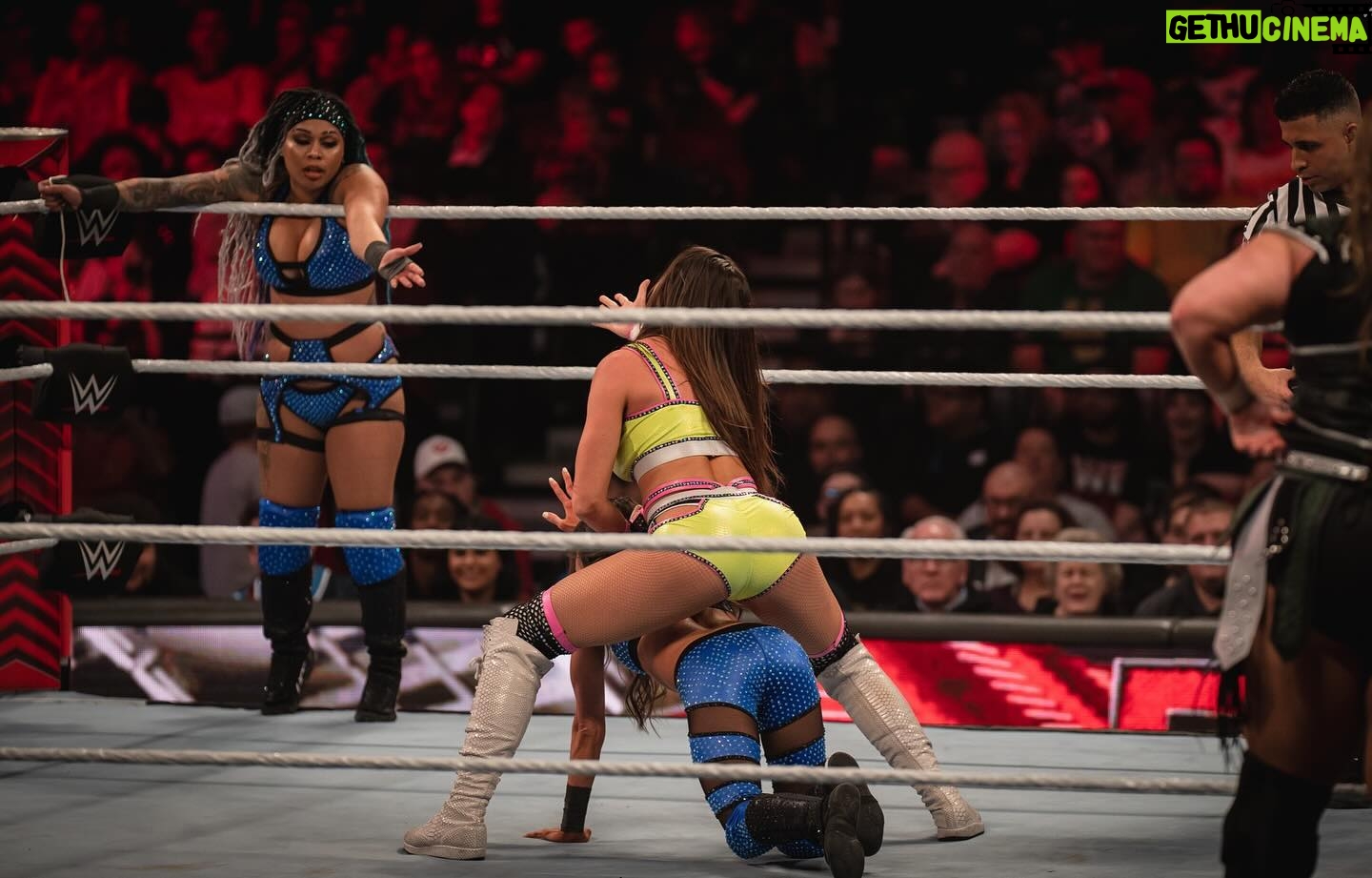 Kacy Catanzaro Instagram - @kaydenwwe and @katana_wwe vs @pipernivenwwe and @chelseaagreen WWE Women’s Tag Team Championship match 01/08/2024 WWE Monday Night RAW @moda_center @wwe Photographed for @musicmondays208 #katanachance #kaydencarter #piperniven #chelseagreen #womenstagteamchampionship #tagteammatch #championship #wwewomenstagteamchampions #wwe #wweraw #wwemondaynightraw #wweuniverse #wwelive #live #liveevent #athlete #wrestling #sportentertainment #modacenter #rosequarter #musicmondays208 #mm208 #nikon #nikond780 #nikonphotography #sportsphotography #photography #photographer #moretocome