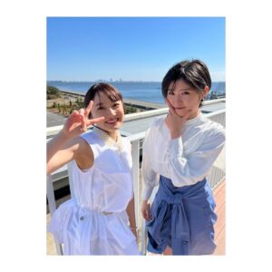Kaede Kaga Instagram - 新曲「大・人生 Never Been Better!」
MV公開されました！

爽やかすぎるので見てください＾＾

https://youtu.be/B-xPswM-cvs

#加賀楓
#森戸知沙希 さん
#モーニング娘21
#morningmusume21
#新曲
#MV
#出たよ