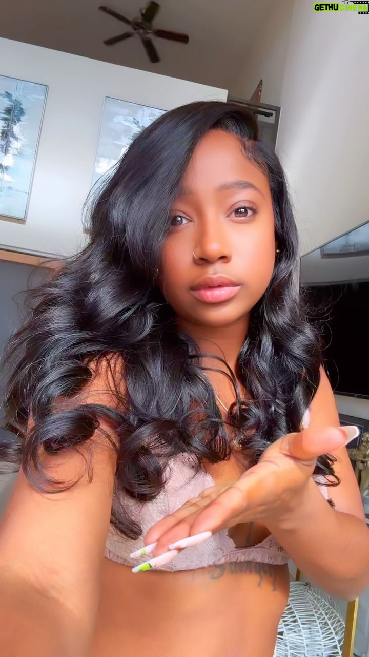 Kaelyn Kastle - 5.3K Likes - Men always wanna ruin a good thing goin !
This ever happened to anyone else ? 😩🫠🤦🏾♀️