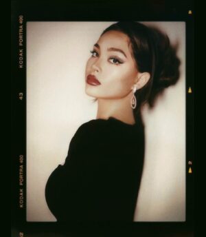 Kaiza Instagram - my new single’s cover shoot bts. release date coming soon, can’t wait for you to hear it xx 💽💋